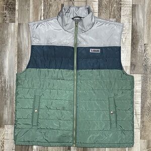Stylish Men's Local Boy Outfitters Puffer Vest - Gray, Blue, and Green